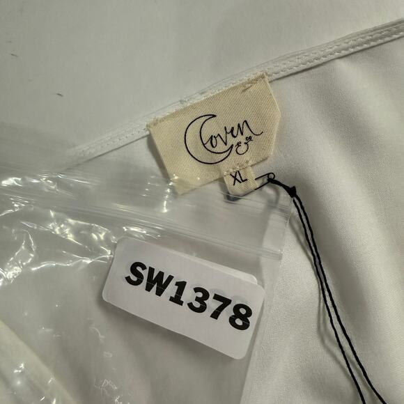 Coven and Co XL NEW Halo Gown Bump Friendly White Romantic Soft Flowy - Picture 14 of 15